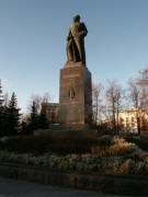 Памятник Ф.Э.Дзержинскому в Дзержинске, фото Ксении Чеховской