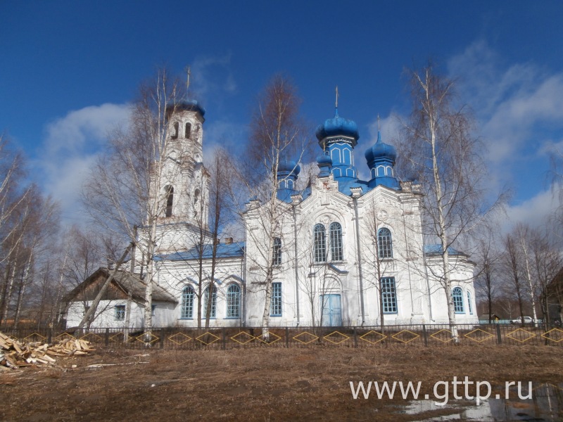 Николькая церковь в селе Большое Устинское Шарангского района, фото Ивана Коротаева